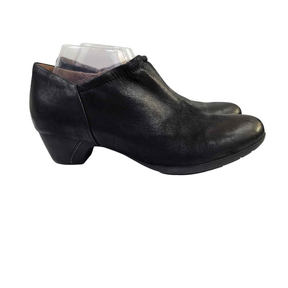 Dansko preowned look
